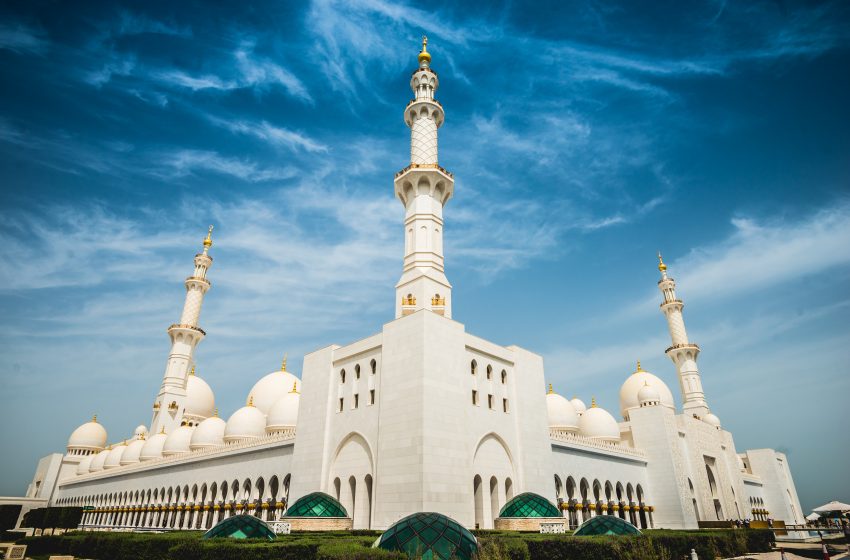  Hukum Mengalihfungsikan Masjid dari Wakaf