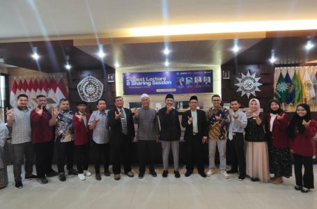Dokumentasi Guest Lecture and Sharing Session, Selasa (6/9/25) di Aula Lantai 4 Rektorat Umpo.