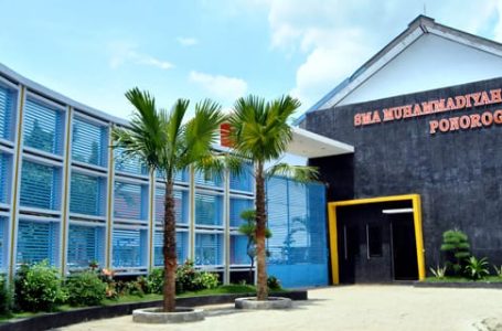 Dokumentasi Bangunan Gedung SMA Muhipo, Lokasi Acara Regional Meeting 2025.